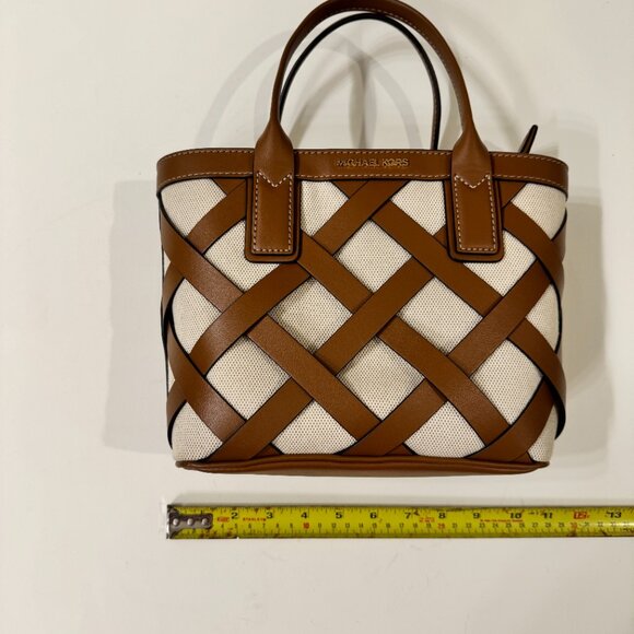 MICHAEL Michael Kors - Sienna Small Lattice Tote Bag in Tan and Ivory - Picture 7 of 13